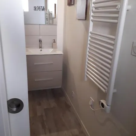 Le 32 Bis Apartment *