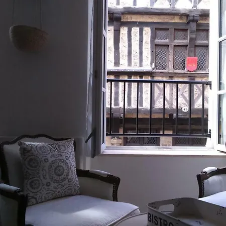 Le 32 Bis Apartment Bayeux